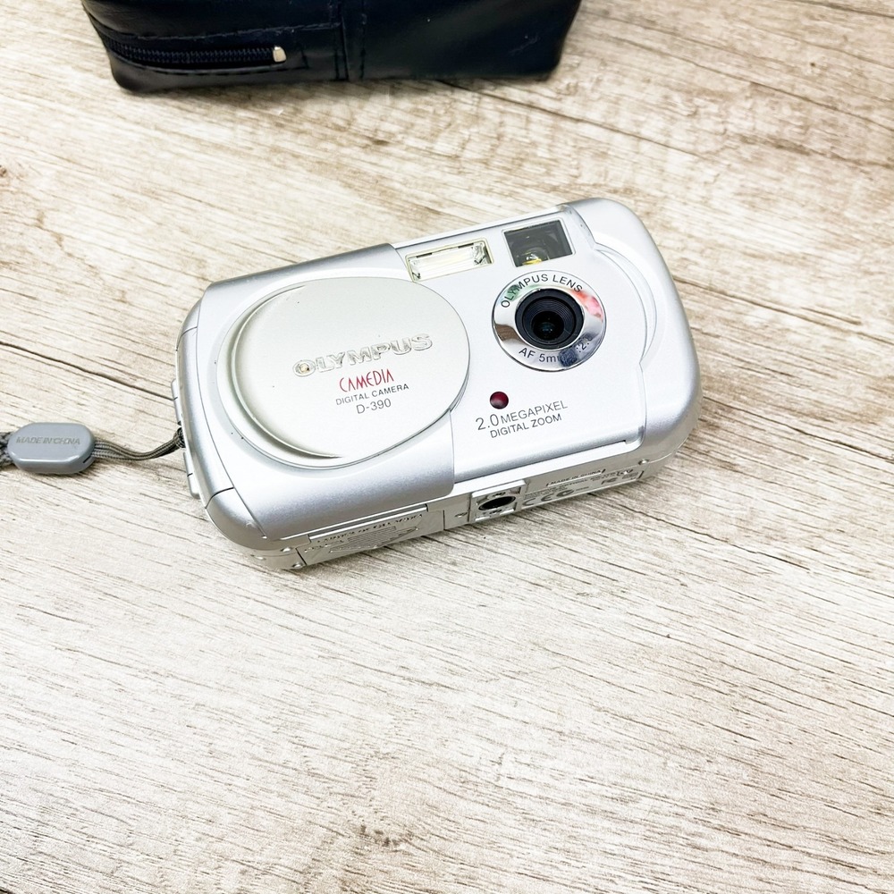 OLYMPUS CAMEDIA D-390 .2mp CCD SENSOR DIGITAL CAMERA .TESTED AND WORKING. - Picture 12 of 16